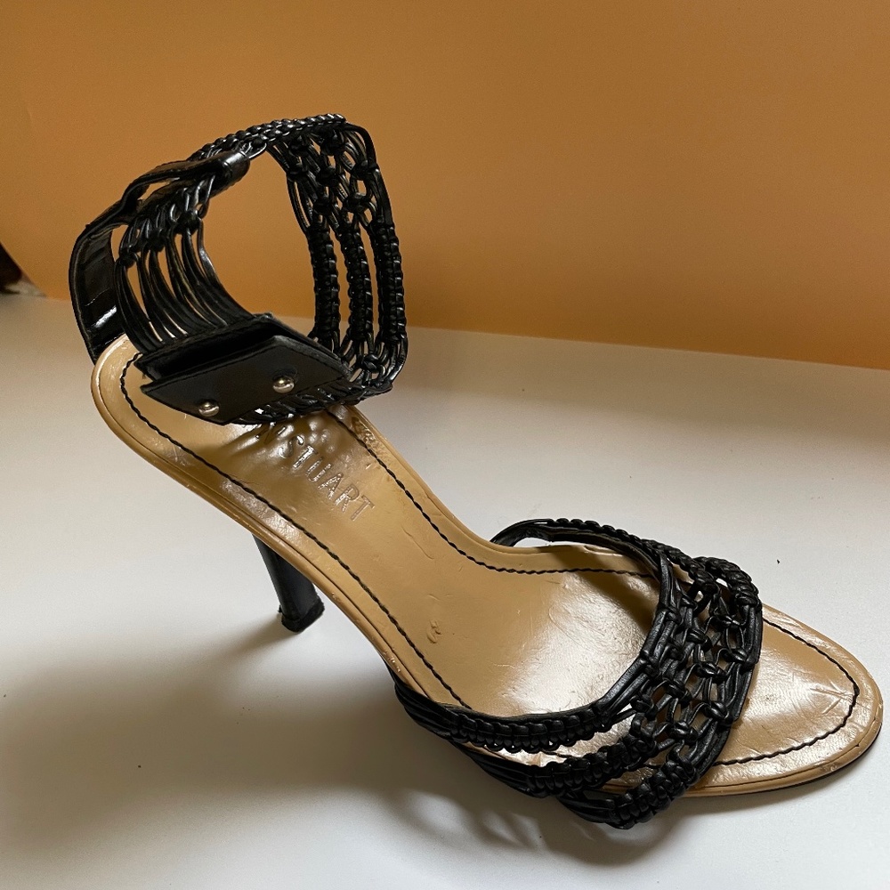 Colin Stuart black heels